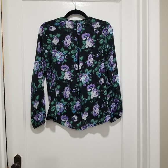 Belle and Sky Blouse - Picture 5 of 6